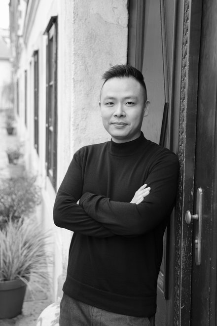 Zhaofeng Chen