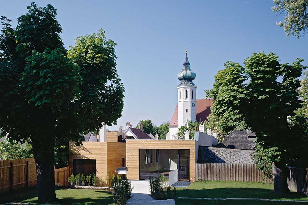 gebaut 2008