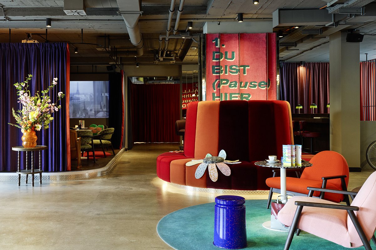 25hours Hotel at MuseumsQuartier, Lobby