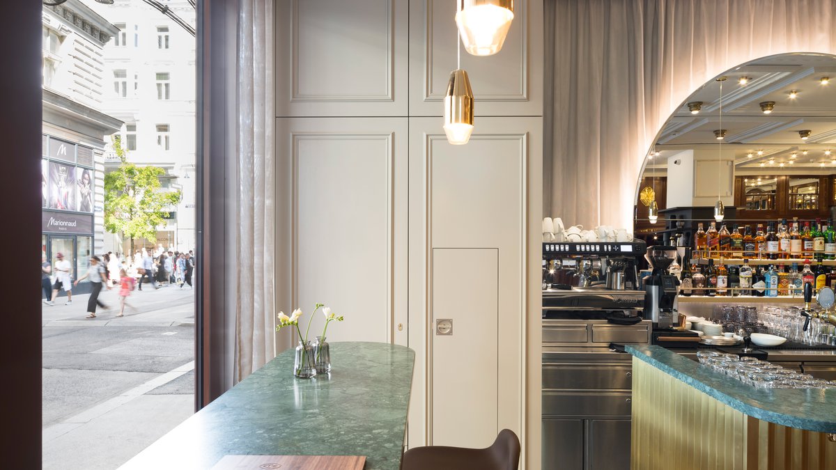 Hotel Astoria Wien, Curio Collection by Hilton