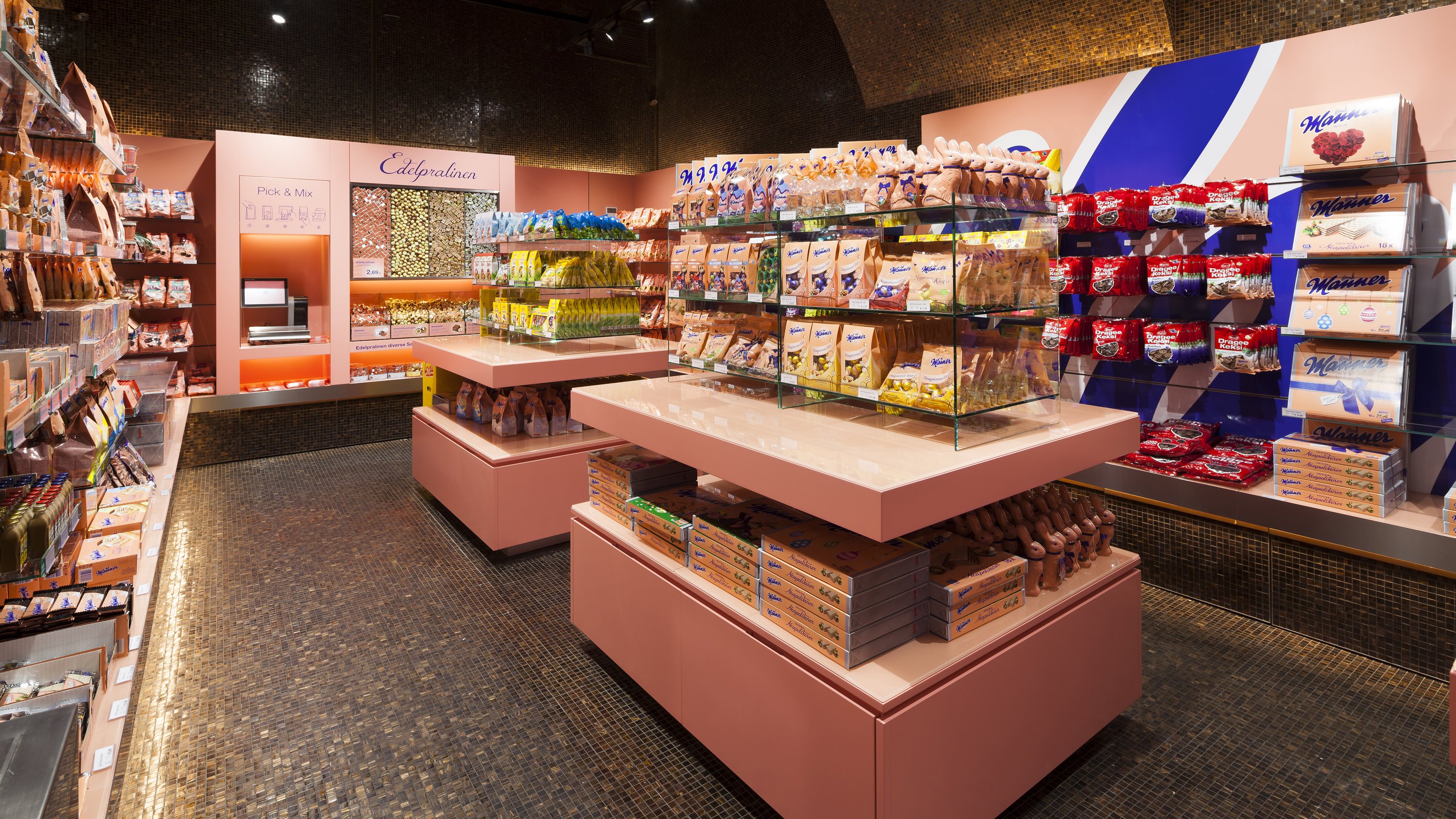 Manner FlagshipStore, Wien Stephansplatz BWM Designers & Architects