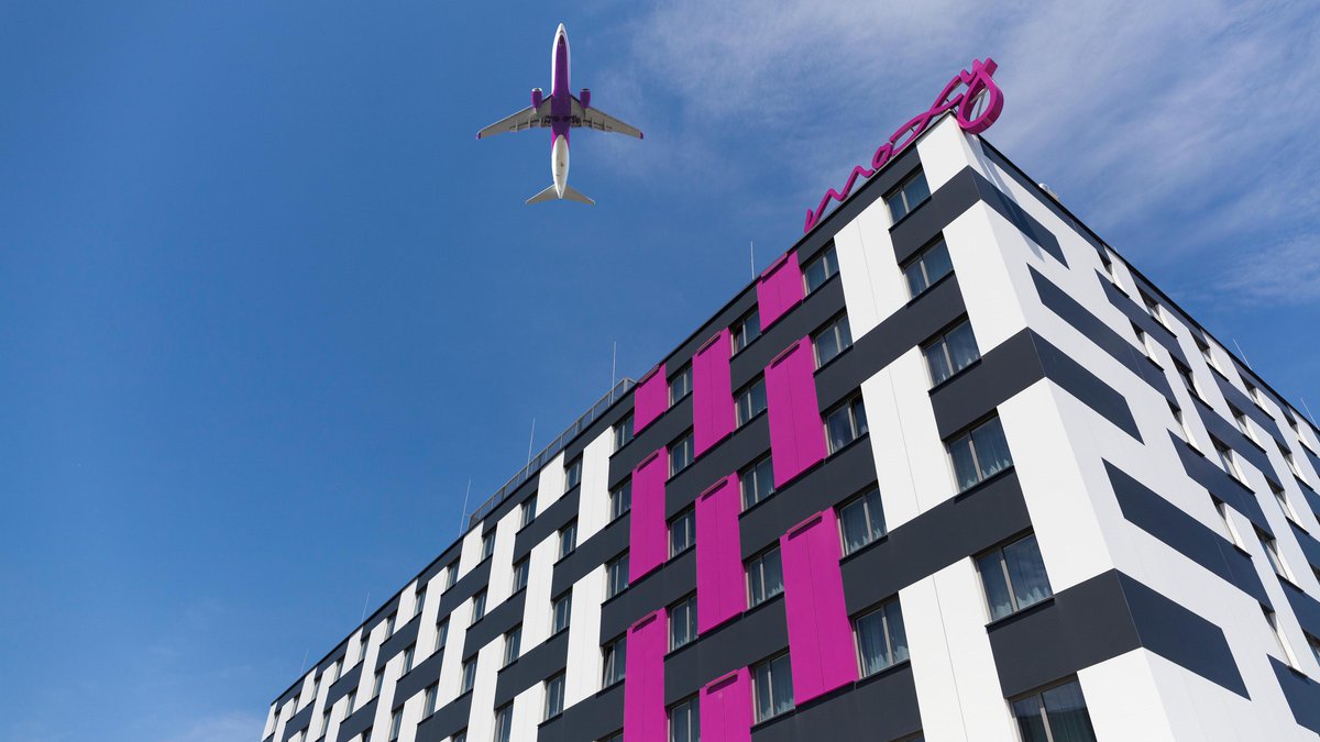MOXY Vienna Airport