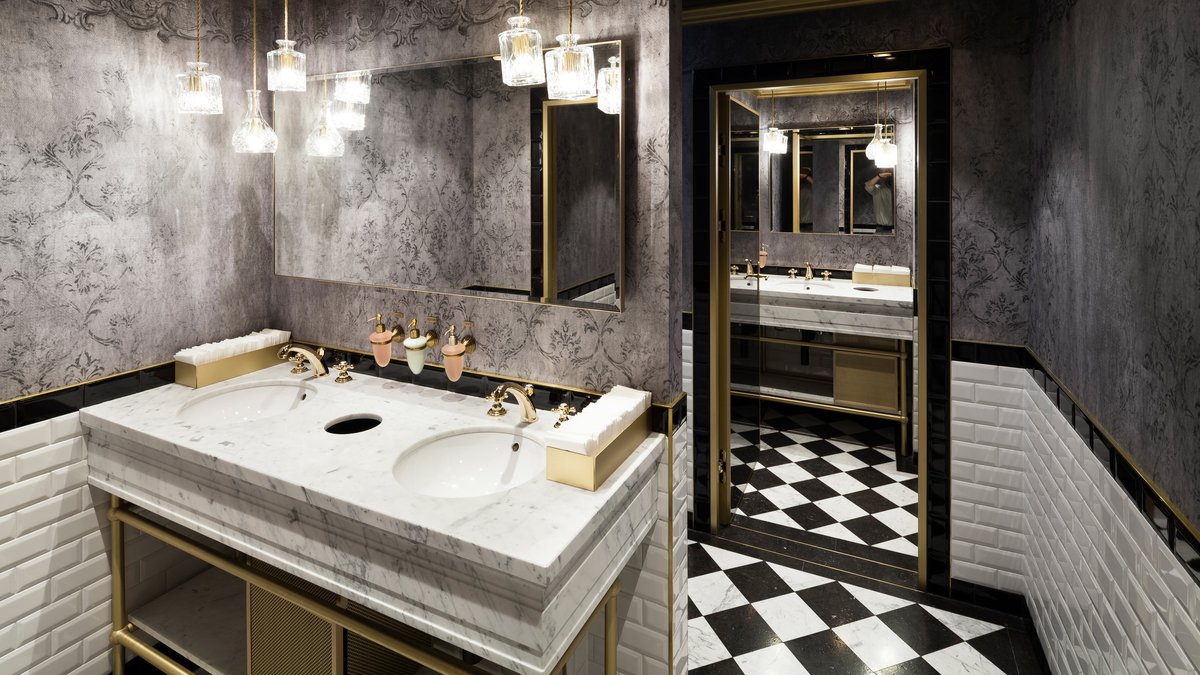 Café Bel Étage, Hotel Sacher