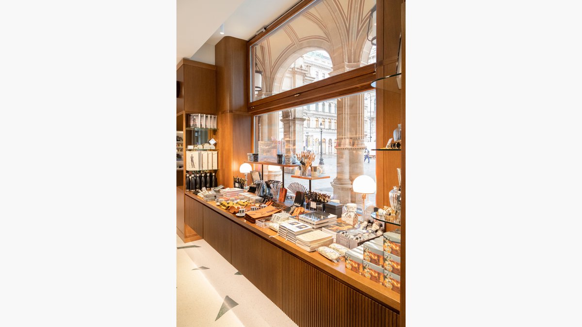 Hamtil & Söhne, Wiener Staatsoper